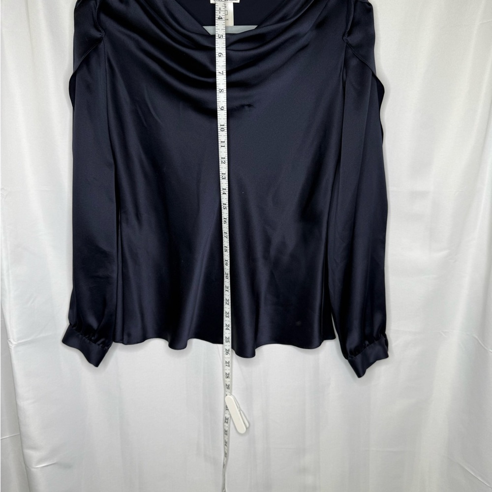 Oscar de la Renta Navy Silk Blouse, like size 2/small
